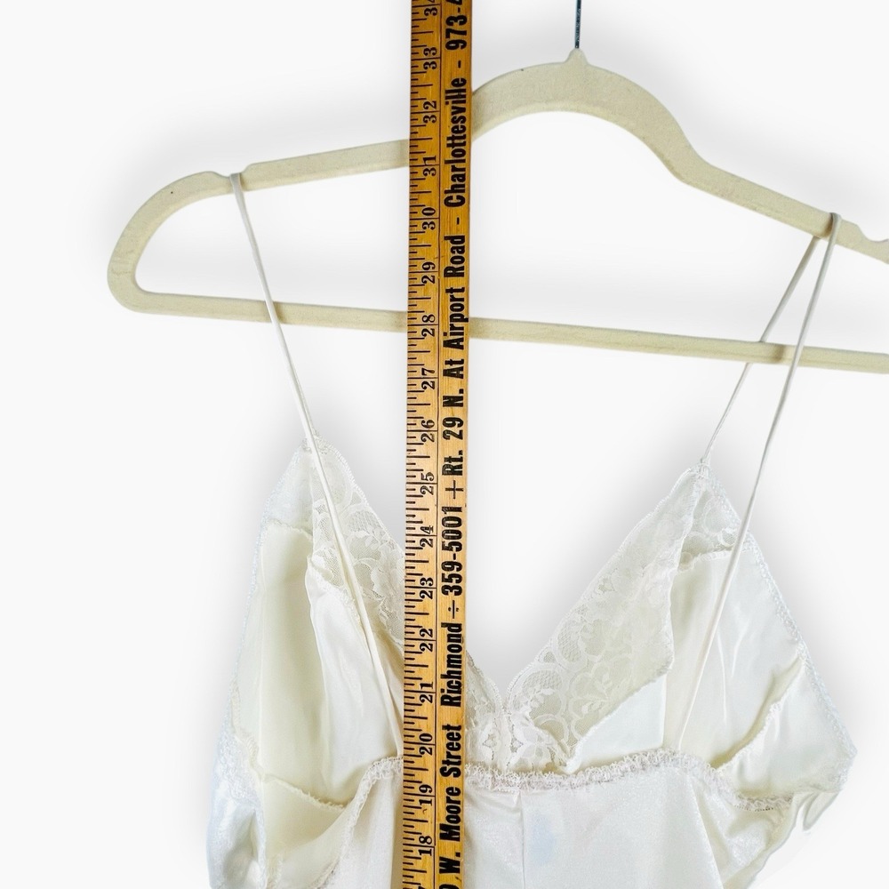 Vintage Shirley of Hollywood Ivory Bodysuit Off White Lace Lingerie Teddy Bridal - Picture 8 of 8
